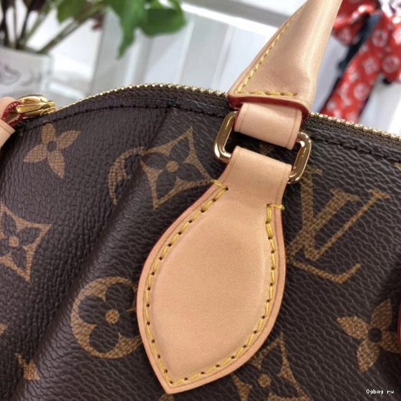 Vuitton PM Louis TURENNE 0719